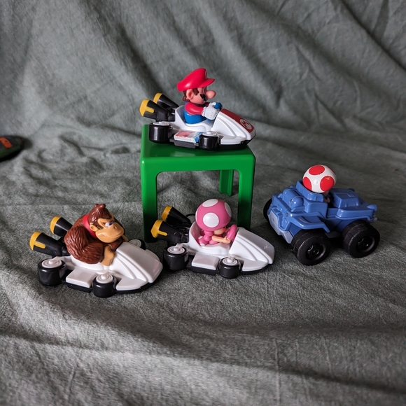 Nintendo Super Mario Bros Kart Kids Meal Toys Toad Toadette Dk Mario 2022 Pick - Picture 3 of 12